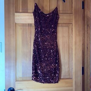 B. Darin dress size 6 colors: goldish brown